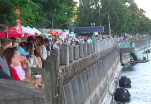 WATERFRONT BLUES FESTIVAL