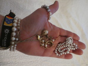 FIVE DIAMOND ATTITUDE